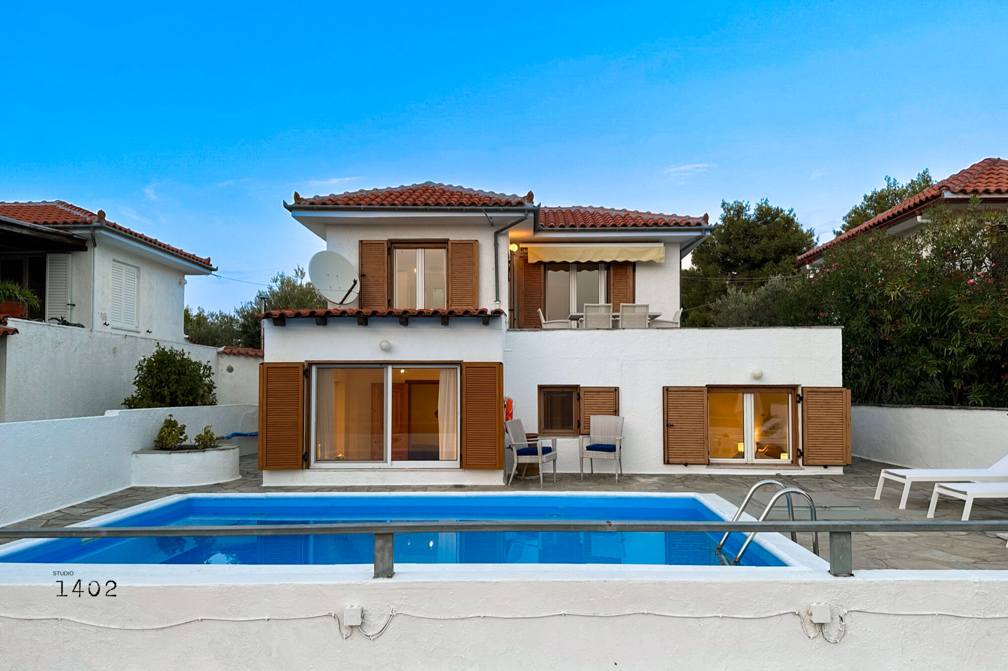 Villa Kosmos with pool